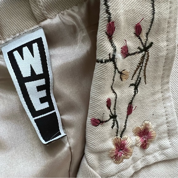 WE Embroidered Cream Floral Women's Coat - Picture 6 of 11